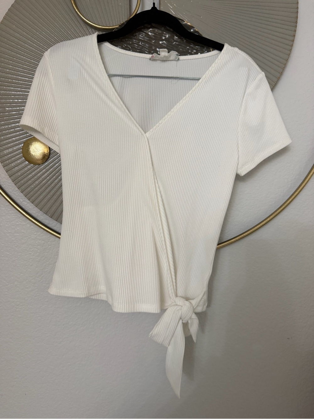 Pink Rose White Ribbed V-Neck Tie-Front Crop Top